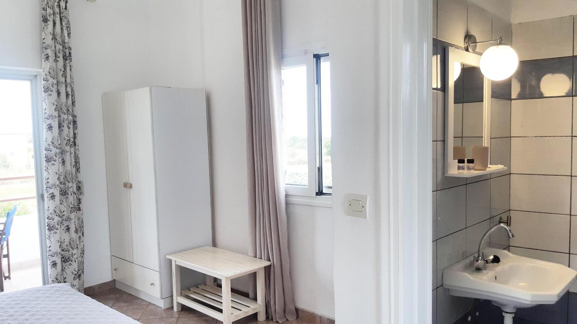 Voula Accommodation Agios Georgios (Corfu) Exterior foto